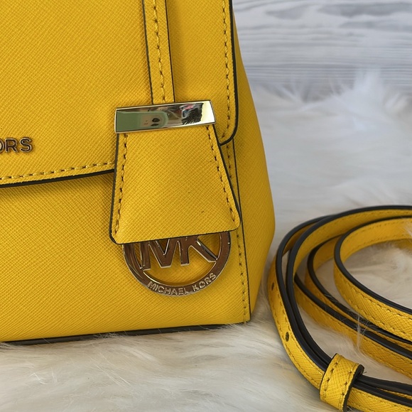 Michael Kors “Ava” Extra-Small Leather Crossbody - Picture 4 of 14